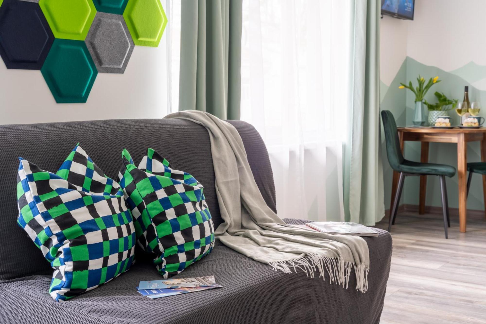 Green Garden & Private Parking Apartments With Playground รีกา ภายนอก รูปภาพ