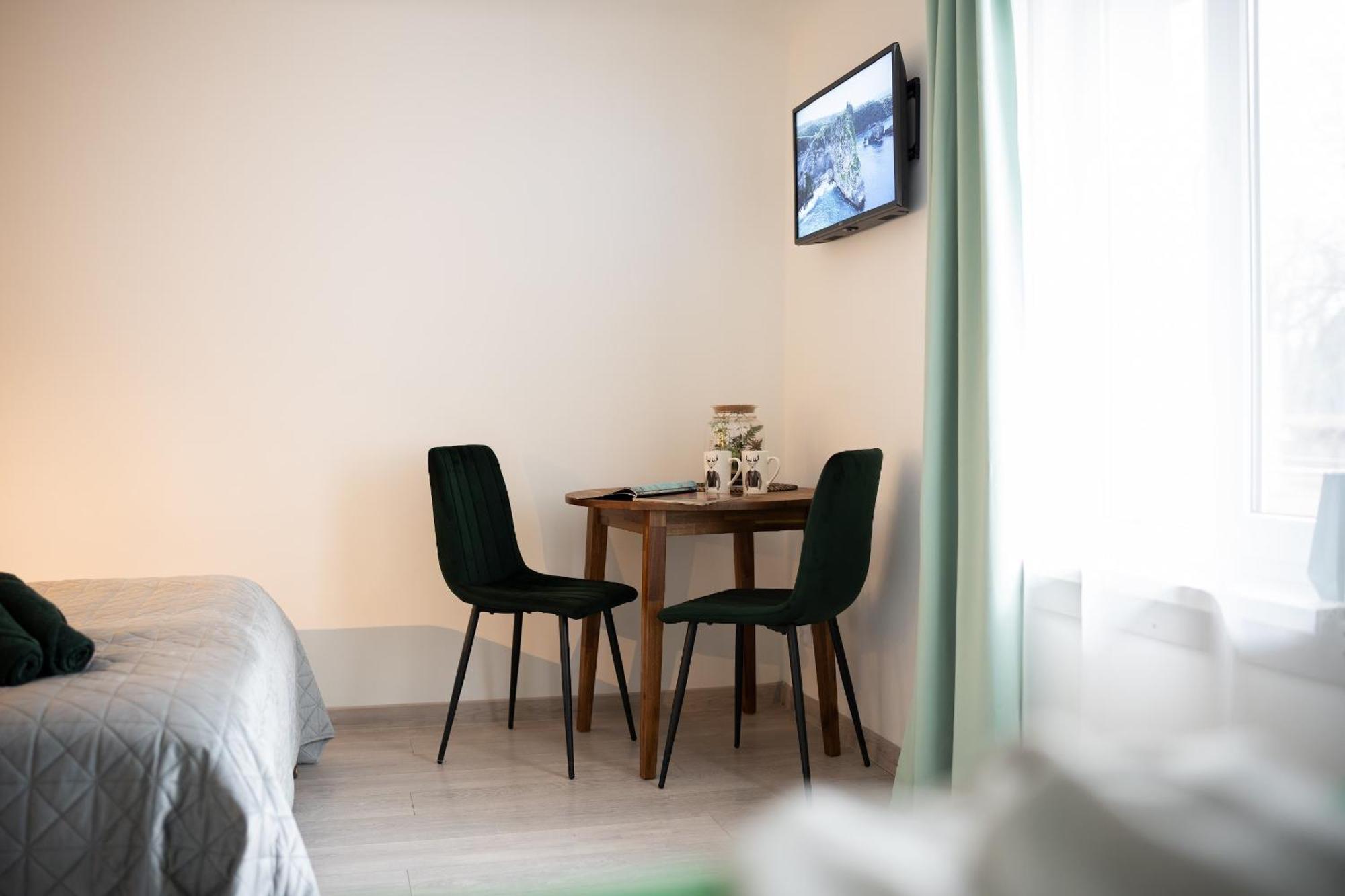 Green Garden & Private Parking Apartments With Playground รีกา ภายนอก รูปภาพ