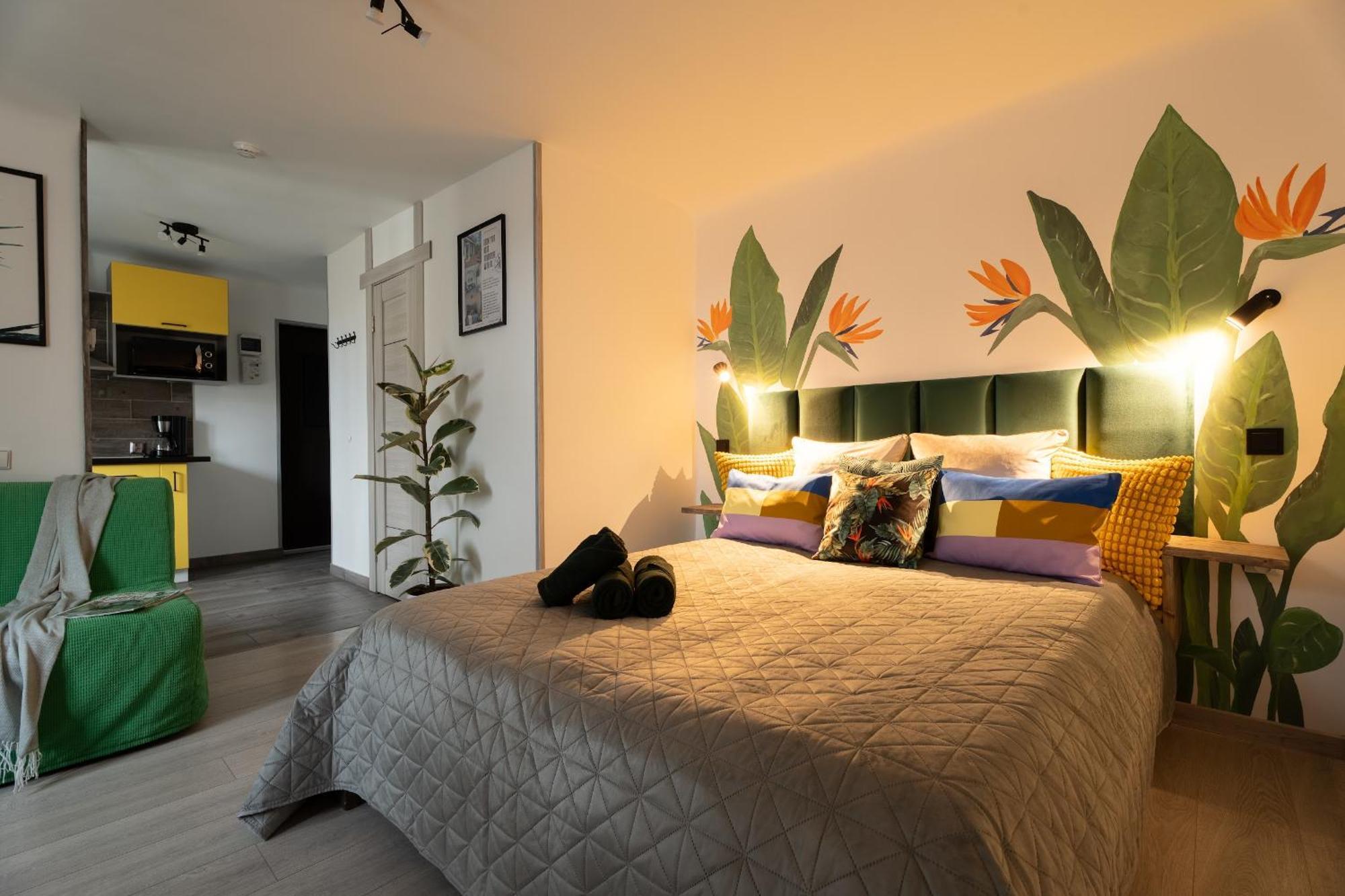 Green Garden & Private Parking Apartments With Playground รีกา ภายนอก รูปภาพ